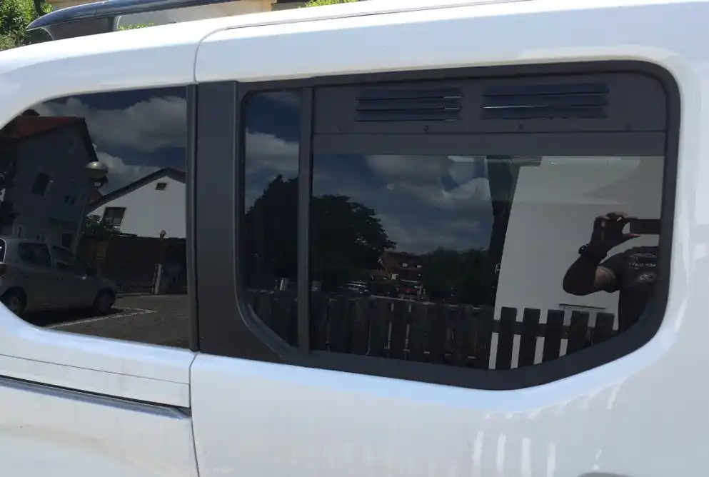 Laatste Kans Ventilatierooster set Citroen Berlingo, Peugeot, Opel Fiat en Toyota vanaf 2018 achterste zijruiten