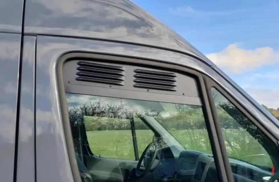 Weekendaanbieding Ventilatierooster set Mercedes Sprinter vanaf 06/2018