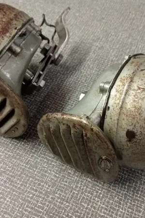 2 Hella Fanfare klaxons 50’s oa VW en Porsche Gratis Retour