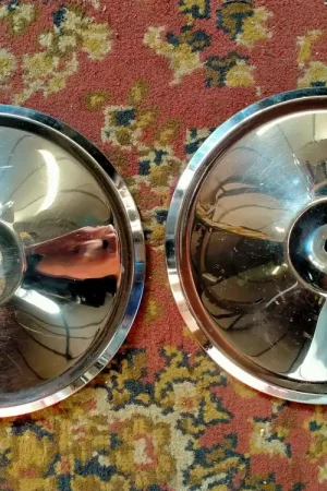 2 Citroën 2CV wieldoppen – chrome Beperkt Aanbod